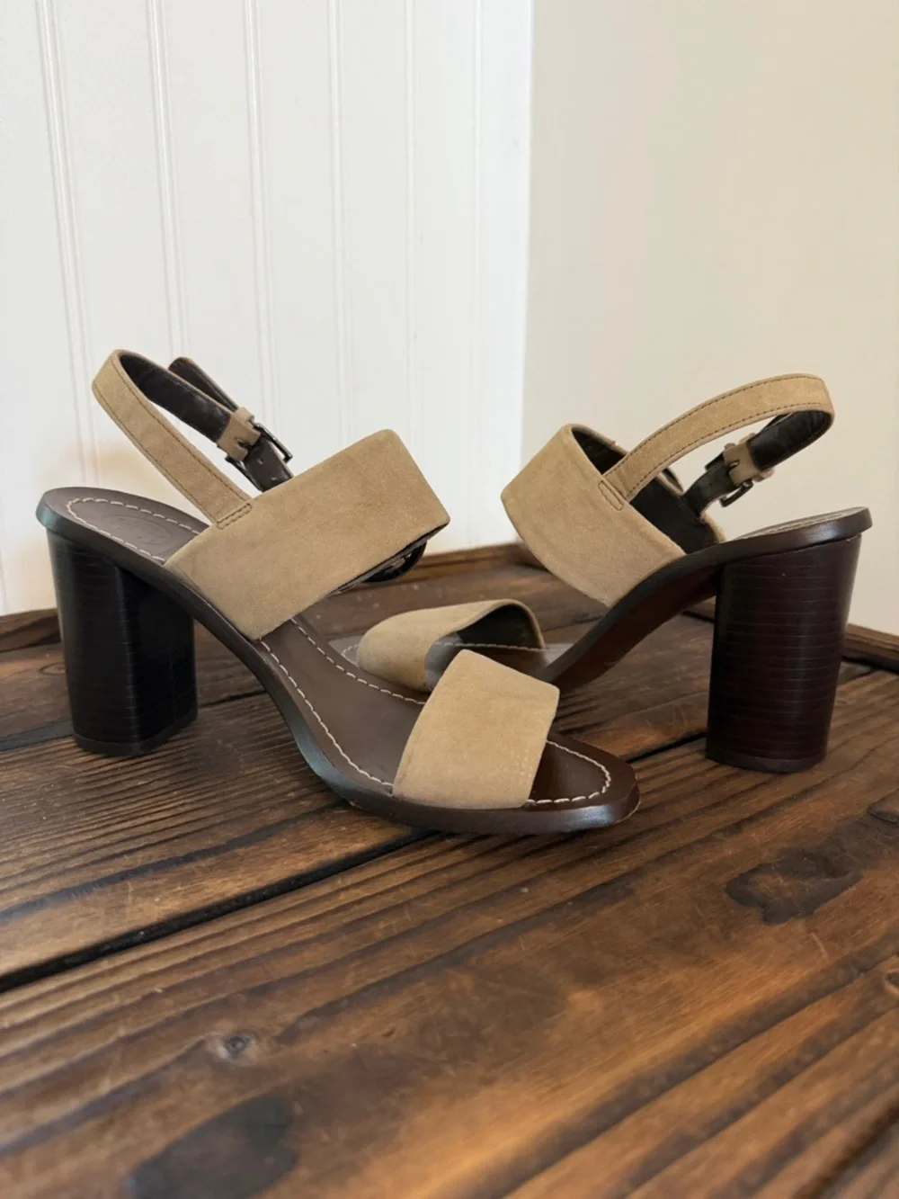 Tory Burch Thames Tan Sueded Leather Block Heel Sandals